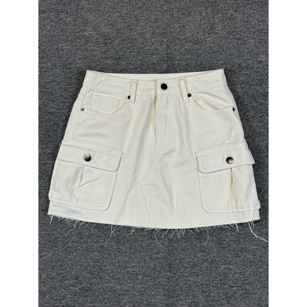 Blu Pepper Cream Denim Skirt Women's Size Small Pockets 100% Cotton Frayed Hem